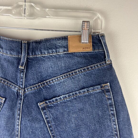 AERO Women's Jean Shorts High-rise Curvy Mom Short Size 8 Blue Denim Jean NEW - Picture 8 of 9